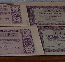 8 BILLETES DE LOTERÍA NACIONAL 1952. Meses de Noviembre y Diciembre.