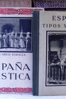 ESPAÑA TIPOS Y TRAJES - ESPAÑA PUEBLOS Y PAISAJES - ESPAÑA MISTICA . ( 4 Vols. )